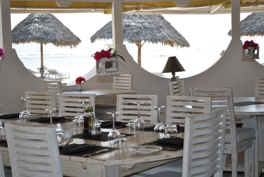Kola Beach Resort Mambrui Exterior photo