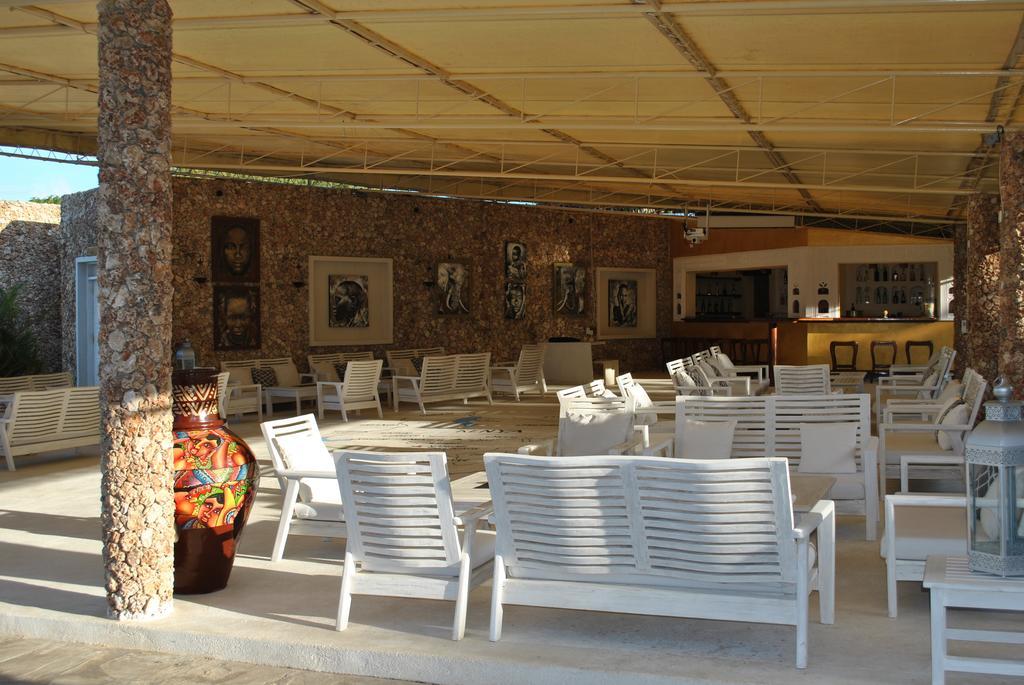 Kola Beach Resort Mambrui Exterior photo