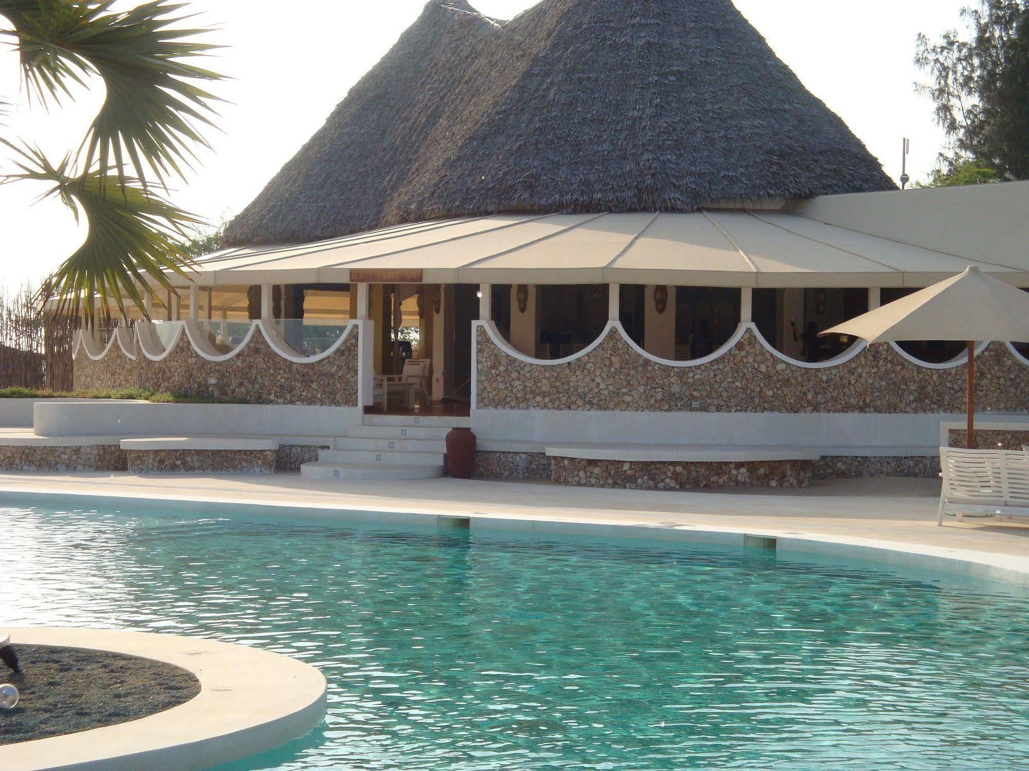 Kola Beach Resort Mambrui Exterior photo
