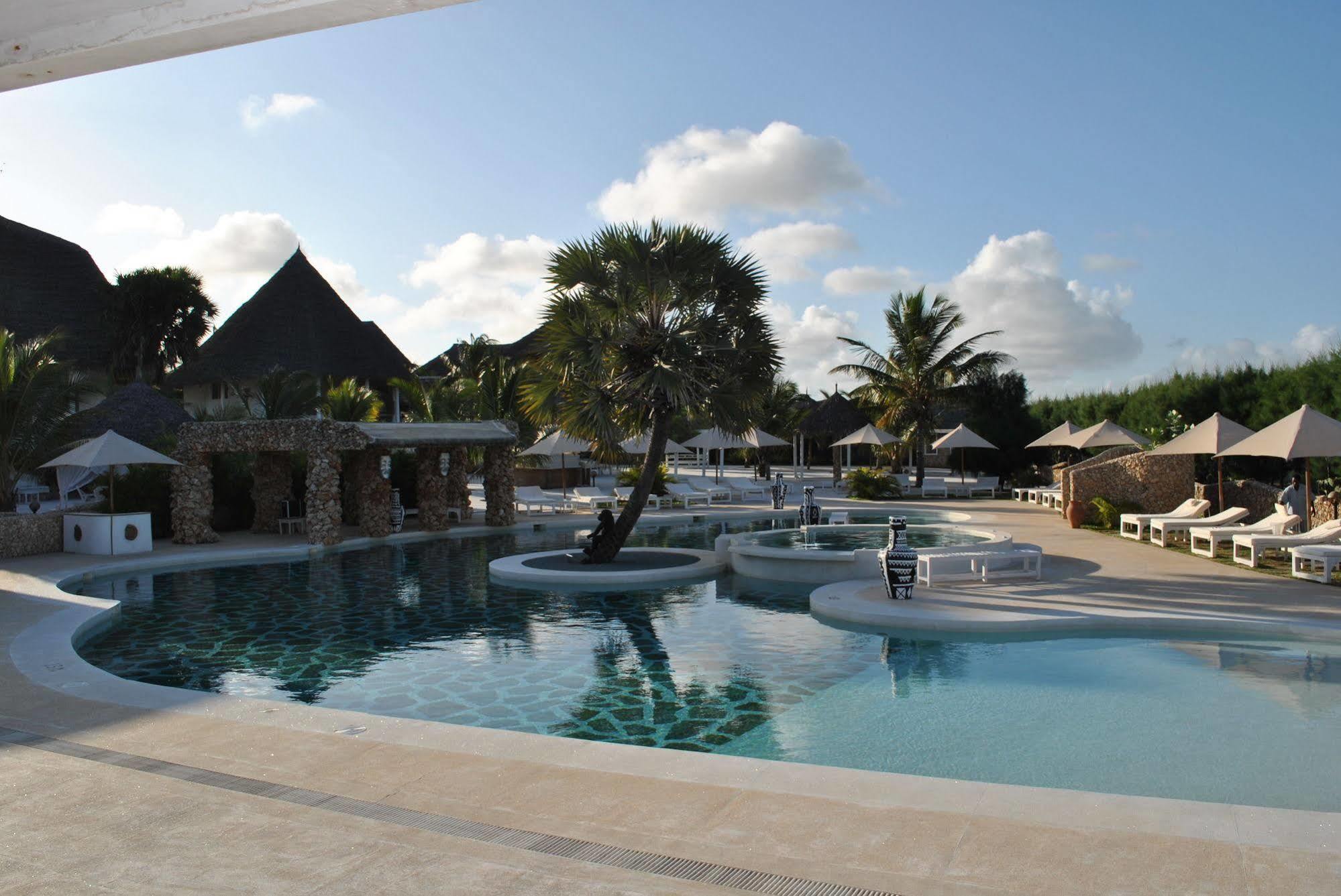 Kola Beach Resort Mambrui Exterior photo