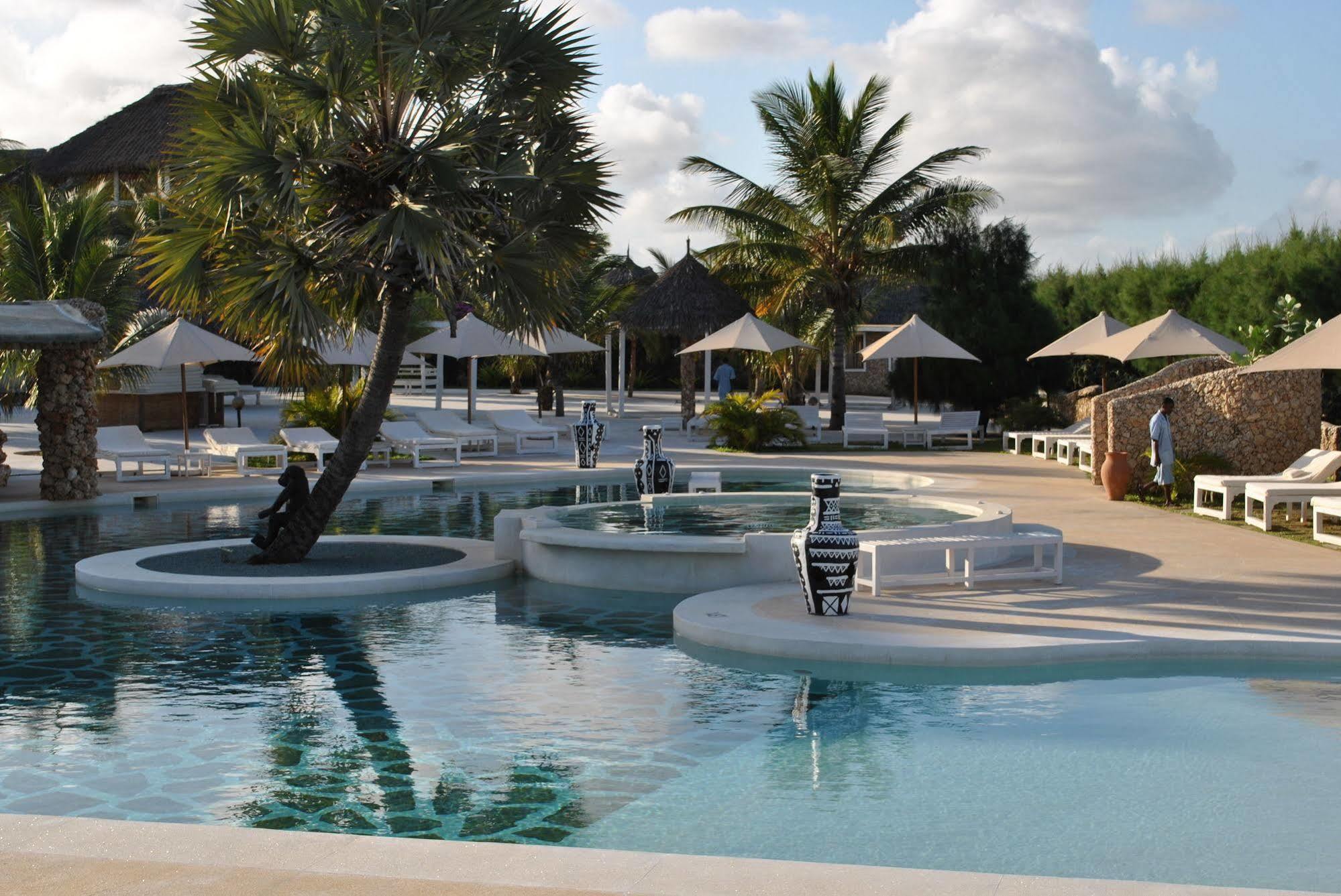 Kola Beach Resort Mambrui Exterior photo